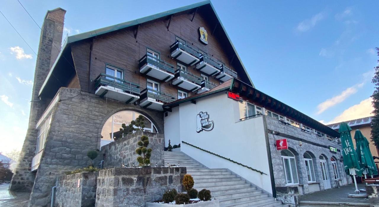 Vila Ursul Negru 소바타 외부 사진